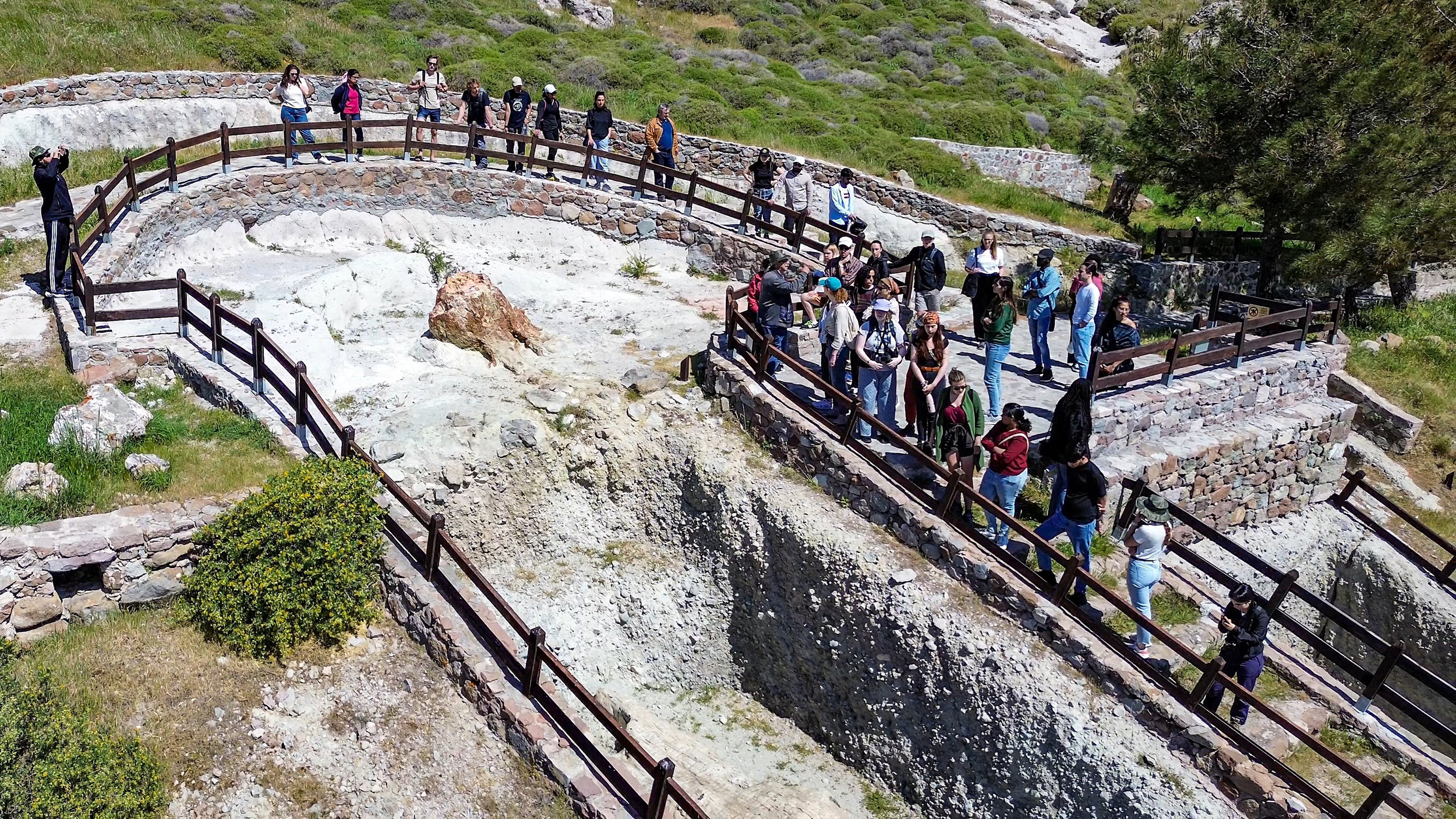 Πρόγραμμα εκπαίδευσης πεδίου 4 Ευρωπαϊκών Πανεπιστημίων στο Γεωπάρκο Λέσβου